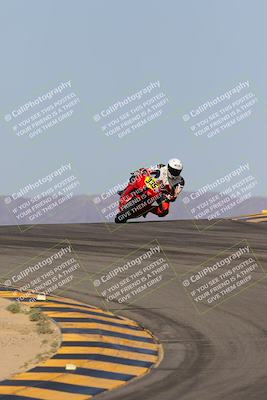 media/Oct-08-2023-CVMA (Sun) [[dbfe88ae3c]]/Race 3 Amateur Supersport Middleweight/